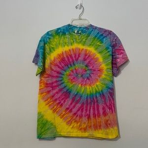 rainbow tie dye shirt! medium!
